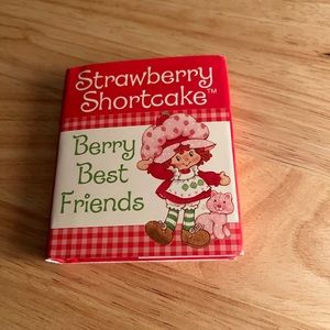 Strawberry Shortcake mini book